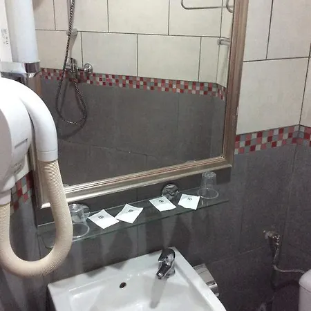 Paname Hotel Clichy